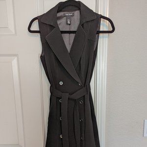 White House Black Market black suit dress in size 4